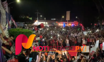 Noticias de Puerto Vallarta | NotiespacioPV | Aficionados del Atlas marchan en Jalisco pidiendo justicia