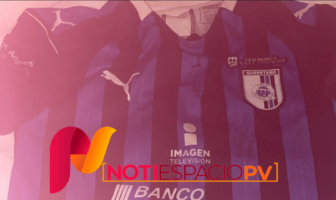 Noticias de Puerto Vallarta | NotiespacioPV | Aficionada del Atlas encuentra a niño que le dio su playera para huir