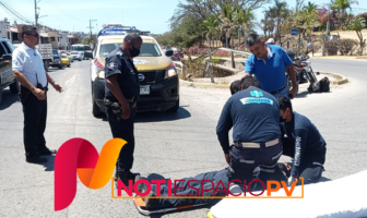 Notiespacio PV | Elemento de la Policía Municipal es atropellado en Av. Poetas