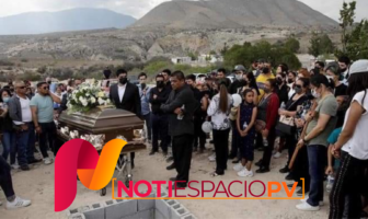 Noticias de Puerto Vallarta | NotiespacioPV | Dan último adiós a Debanhi; familiares y amigos claman justicia