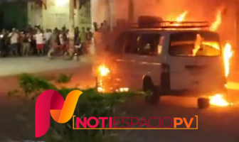 Noticias de Puerto Vallarta | NotiespacioPV | En Oaxaca turba enardecida agrede a presuntos secuestradores de menores