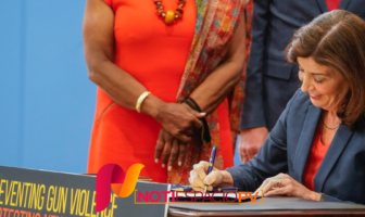 Noticias de Puerto Vallarta | NotiespacioPV | Se eleva a 21 años la edad legal para comprar fusiles semiautomáticos en Nueva York