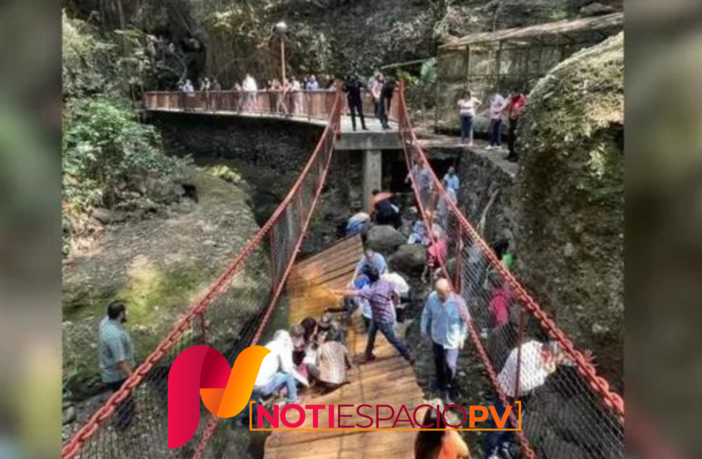 Noticias de Puerto Vallarta | NotiespacioPV | Puente colgante colapsa durante reinauguración; alcalde y funcionarios lesionados
