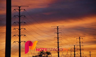 Noticias de Puerto Vallarta | NotiespacioPV | Mega apagón en la Península de Yucatán deja a 1.3 millones de usuarios sin luz