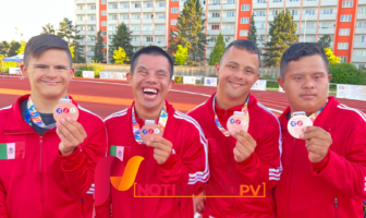 Noticias de Puerto Vallarta | NotiespacioPV | Equipo del vallartense Toñito Lamas logra el bronce en Mundial
