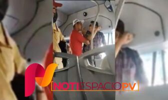 Noticias de Puerto Vallarta | NotiespacioPV | Chofer arroja a pasajero del camión tras reclamar el aumento de tarifa en NL
