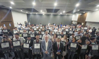 Noticias de Puerto Vallarta | NotiespacioPV | Secretaría de Trabajo e Industriales Jalisco reconocen a 87 empresas con el distintivo Jalisco Responsable