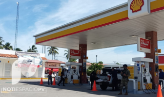 Notiespacio PV | Pide tanque lleno y se va sin pagar en gasolinera de La Floresta.