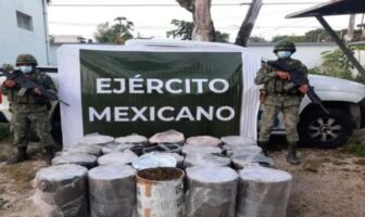 Noticias de Puerto Vallarta | NotiespacioPV | Ejército asegura camioneta de la Secretaria de Salud de QRoo con cargamento de marihuana