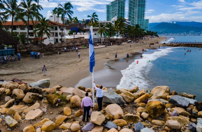 Noticias de Puerto Vallarta | NotiespacioPV | Entregan a Puerto Vallarta cuatro certificados Blue Flag