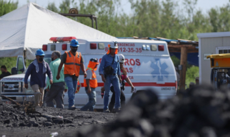 Noticias de Puerto Vallarta | NotiespacioPV | 19 bombas trabajan en Sabinas para bajar nivel de agua