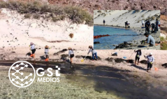 Noticias de Puerto Vallarta | NotiespacioPV | Yate derrama combustible en playa Balandra de Baja California Sur