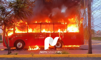 Noticias de Puerto Vallarta | NotiespacioPV | Zapopan en llamas tras enfrentamiento entre miembros del crimen organizado y Ejército