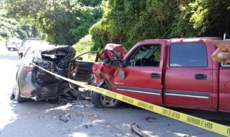 Notiespacio PV | Hallan bolsas con posibles restos humanos en vehículo siniestrado en la carretera 544