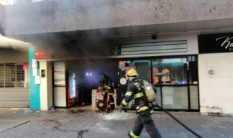 Exempleado provoca incendio en tienda de conveniencia GDL