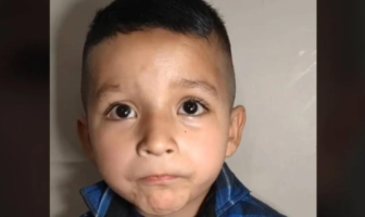 Noticias de Puerto Vallarta | NotiespacioPV | Lupito no recibió el abrazo de su papá, pero usuarios lo colman de regalos