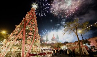 Noticias de Puerto Vallarta | NotiespacioPV | Con música y pirotecnia del festival Ilusionante, Guadalajara recibió el Año Nuevo