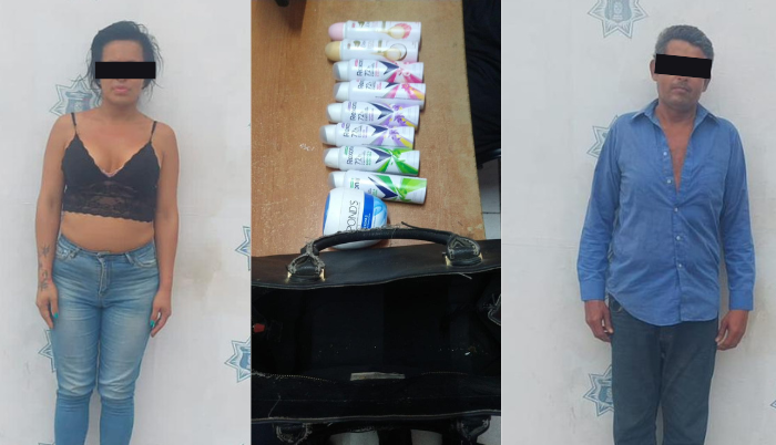 Detienen a dos sujetos por robar desodorantes en farmacia Guadalajara de Bucerías