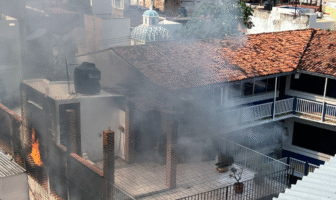 Voraz incendio en la colonia Emiliano Zapata es controlado sin personas lesionadas