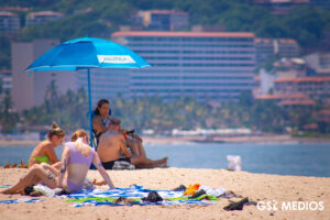 14 playas mexicanas no aptas para uso recreativo; entre ellas playa Oasis o Holi