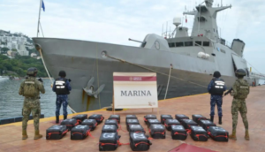Armada de México asegura casi una tonelada de cocaína frente a las costas de Acapulco