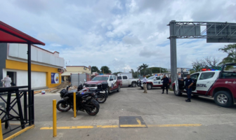 Tras persecución policial logran recuperar motocicleta robada en Puerto Vallarta