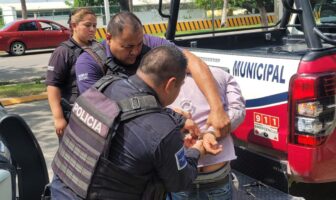 Persecución policial en la Medina Ascencio culmina con la detención de presunto ladrón de autos