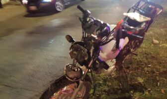 Motociclista atropella a transeúnte sobre la Medina Ascencio