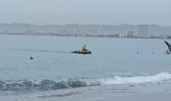 Continua la búsqueda del hombre desaparecido en Playa Camarones