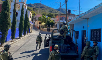 Hombres armados secuestran a nueve personas en Guerrero
