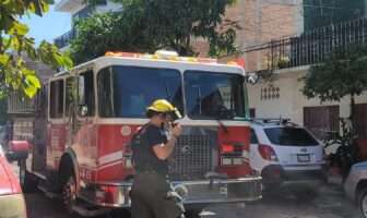 Controlan incendio en una vivienda de la colonia Olímpica