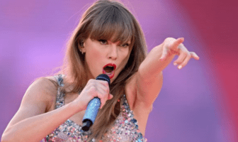 Taylor Swift dona 100 mil dólares a la familia de víctima del tiroteo en Kansas City Chiefs