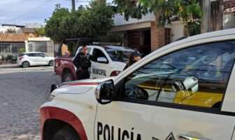 Agente de seguridad es localizado sin vida al interior de su vivienda en Villas