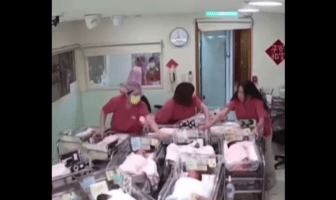 VIDEO: Enfermeras protegen y salvan a recién nacidos durante terremoto en Taiwán