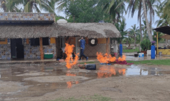 Controlan fuga de gas en restaurante de San Blas