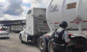 Guardia Nacional detiene cuatro tractocamiones con 204 mil litros de hidrocarburo ilegal en Sonora y Nuevo León