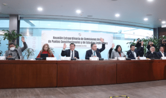 Senado aprueba polémica reforma que elimina siete organismos autónomos