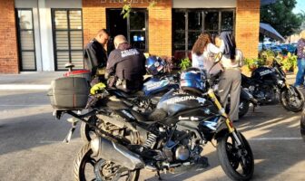 Asaltan a mujer tras retirar 800 mil pesos de una sucursal bancaria