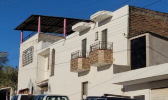 Fiscalía asegura inmueble en Puerto Vallarta tras cateo en búsqueda de mujer desaparecida