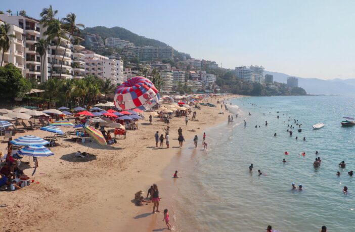 Puerto Vallarta espera una ocupación hotelera récord del 84% durante Semana Santa y Pascua