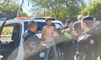 Detienen a dos jóvenes que intentaron asaltar a una mujer en Parque Las Palmas