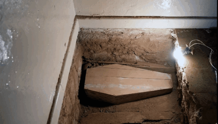 Mito escolar se convierte en historia: hallan restos humanos del siglo XIX en primaria de Zacatecas