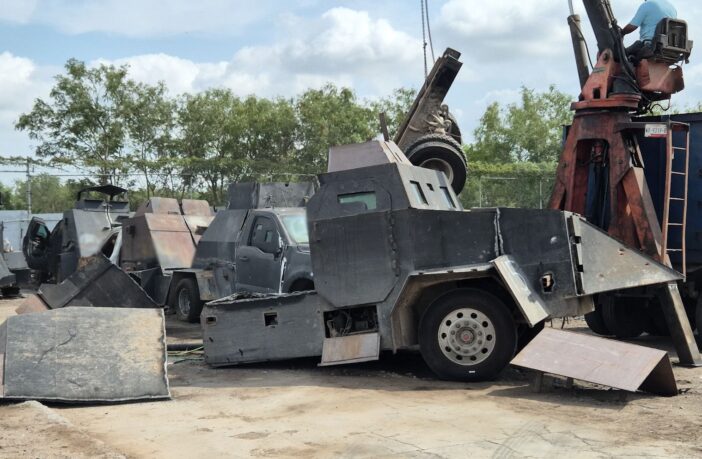 Destruye FGR 15 vehículos "Monstruos" en Tamaulipas