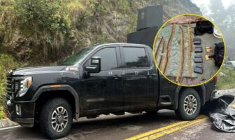 Aseguran vehículo monstruo con blindaje en Durango