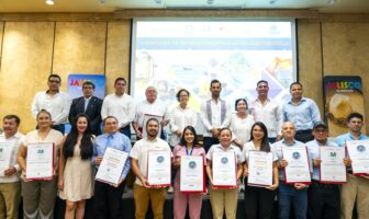 Reconocen a empresas turísticas con entrega de distintivos en Puerto Vallarta Noticias de Puerto Vallarta | NotiespacioPV | Reconocen a empresas turísticas con entrega de distintivos en Puerto Vallarta