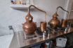 Caen dos personas por producir tequila pirata en Tlaquepaque
