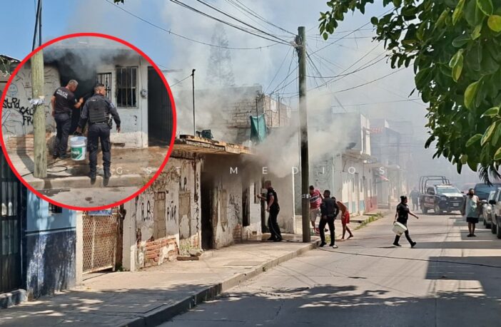 Incendio consume vivienda abandonada en la colonia Leandro Valle