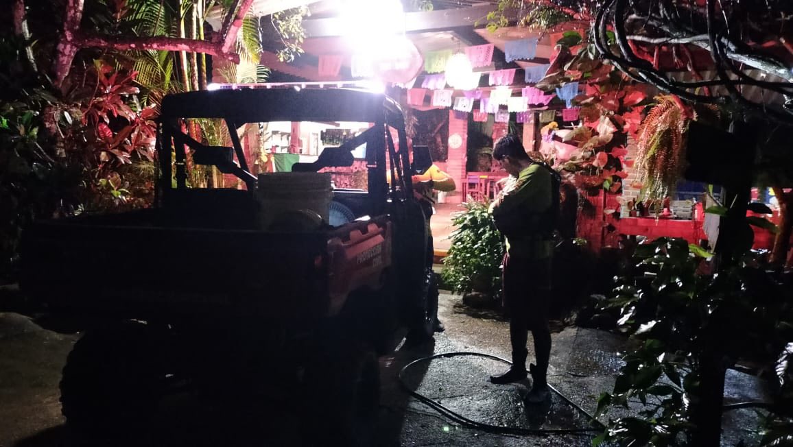 Rescatan a jóvenes atrapados en la cascada El Nogalito en Puerto Vallarta