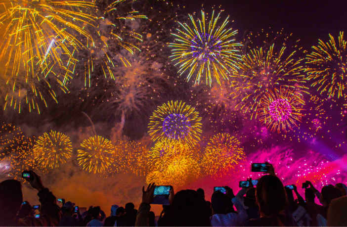 Diputados buscan sustituir pirotecnia por drones y láser en eventos públicos