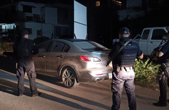 Policía de Vallarta recupera vehículo con reporte de robo en la colonia Del Villar Notiespacio PV | Policía de Vallarta recupera vehículo con reporte de robo en la colonia Del Villar